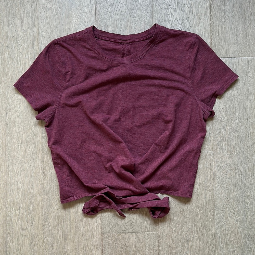 EUC time to restore short sleeve heathered dark sport red size 6 lululemon